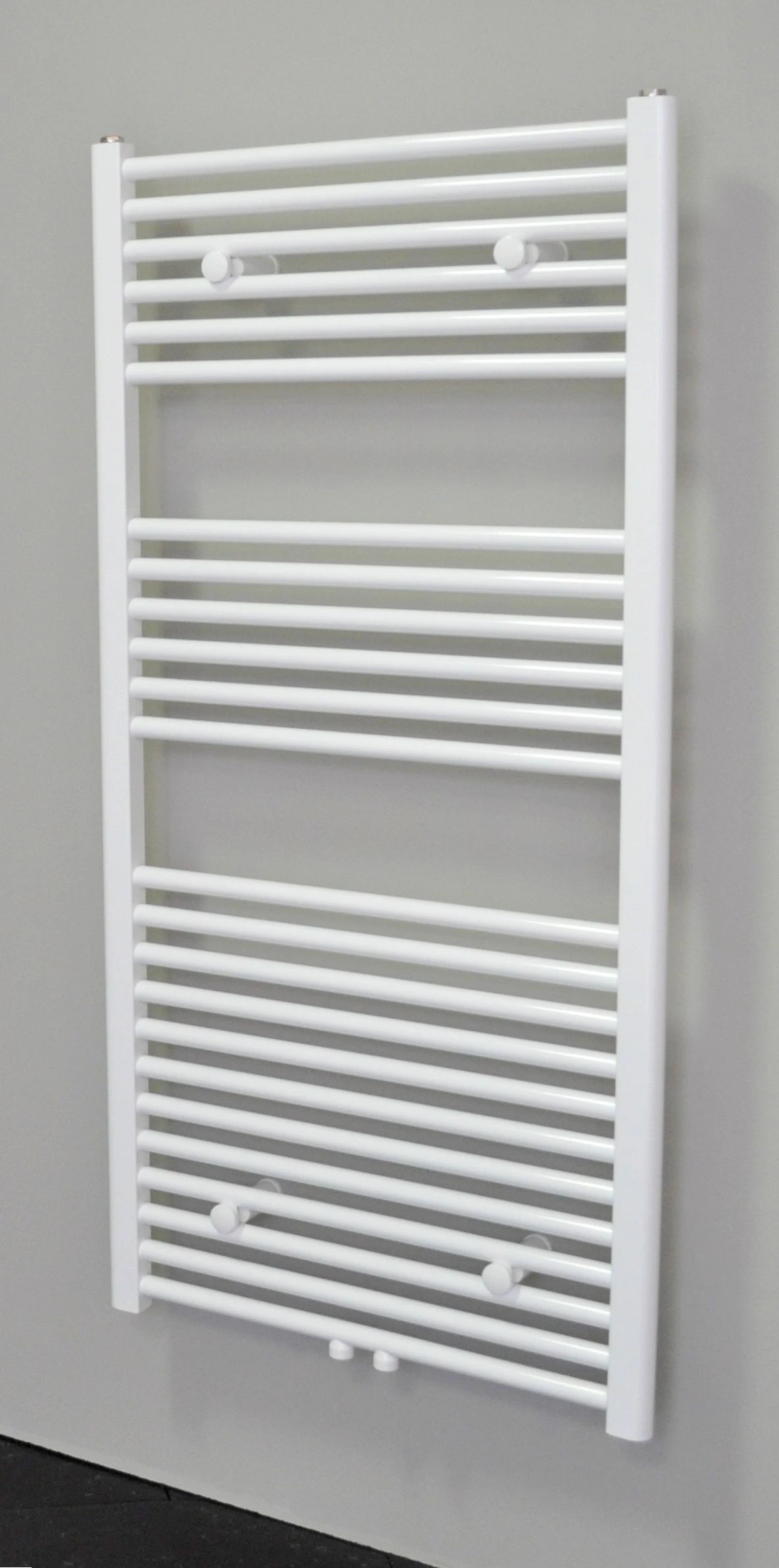 Sanicare Design Radiator Midden Aansluiting Recht 120 X 60 Cm. Chroom - Afbeelding 3